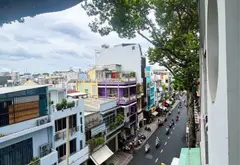 NHÀ PHỐ MẶT TIỀN NGÔ QUYỀN – TRUNG TÂM QUẬN 10 ✨... Bán nhà mặt phố tại Diên Hồng, Hồ Chí Minh 04
