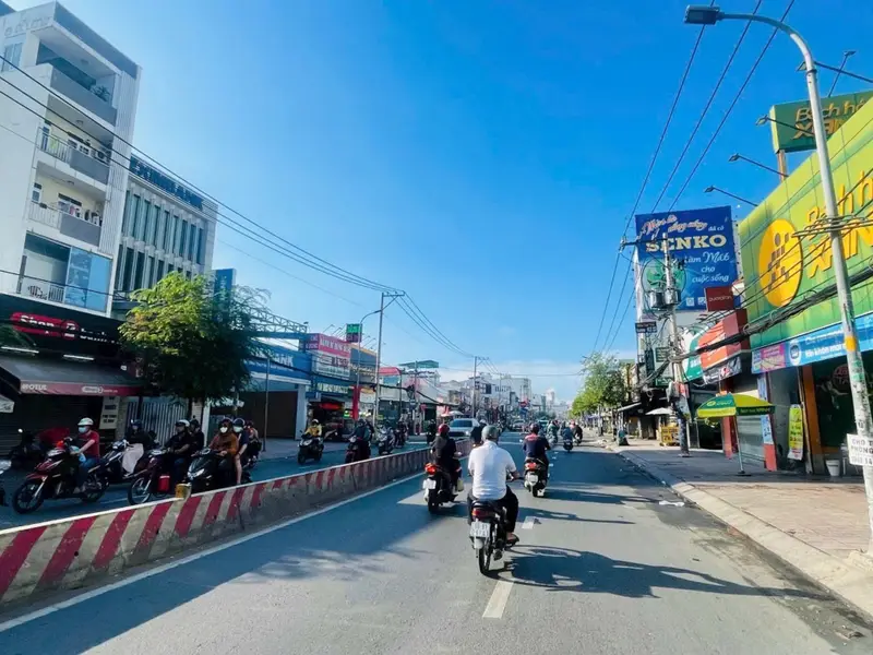 Cơ Hội Vàng Sở Hữu Nhà Mặt Phố 5 Tầng Tại Quận 7 Với Giá Tốt... Bán nhà mặt phố tại Phú Thuận, Hồ Chí Minh 01