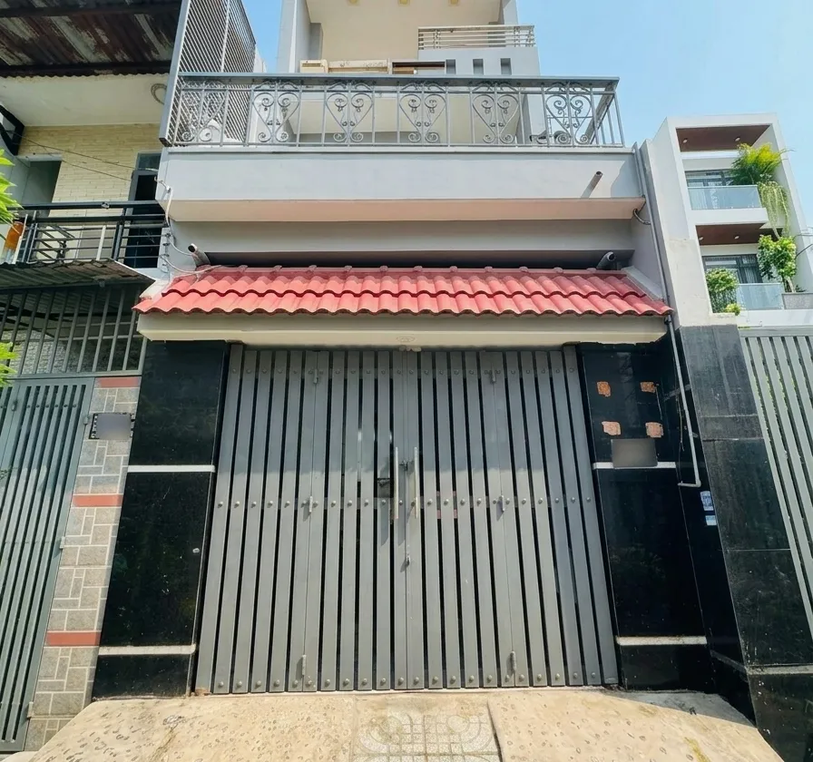 🔥 BÁN NHÀ VỊ TRÍ ĐẸP NGAY CHỢ LẠC QUANG – QUẬN 12 – HẺM Ô TÔ 5M - HƠN 6TỶ... Bán nhà riêng tại Đông Hưng Thuận, Hồ Chí Minh 01