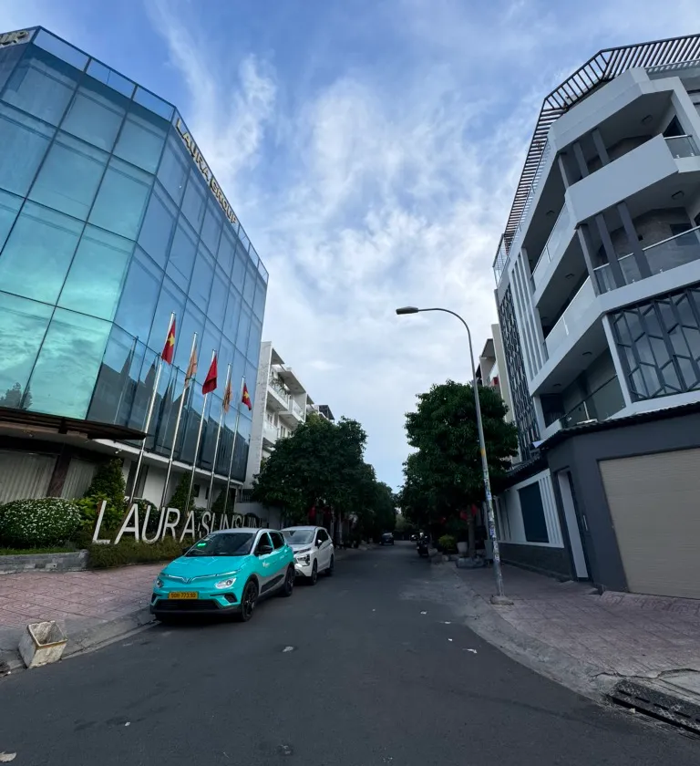 Nhà mặt phố 5 tầng tại Bình Phú Quận 6, diện tích 114m2... Bán nhà mặt phố tại Bình Phú, Hồ Chí Minh 01