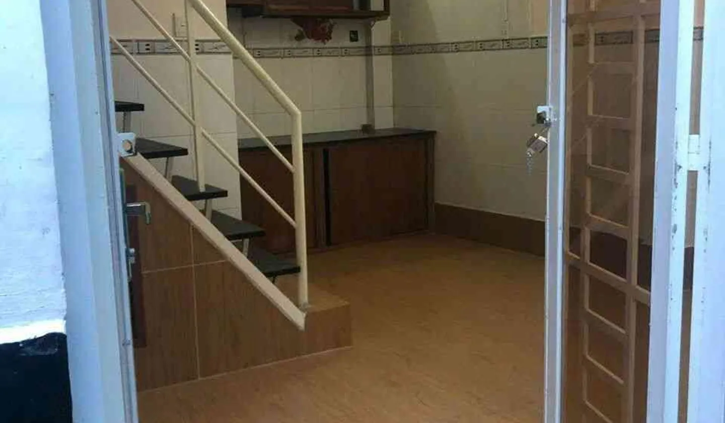 Bán nhà riêng 2 tầng tại Phan Văn Trị, Quận Bình Thạnh, giá 2.85 tỷ... Bán nhà riêng tại Bình Lợi Trung, Hồ Chí Minh 01
