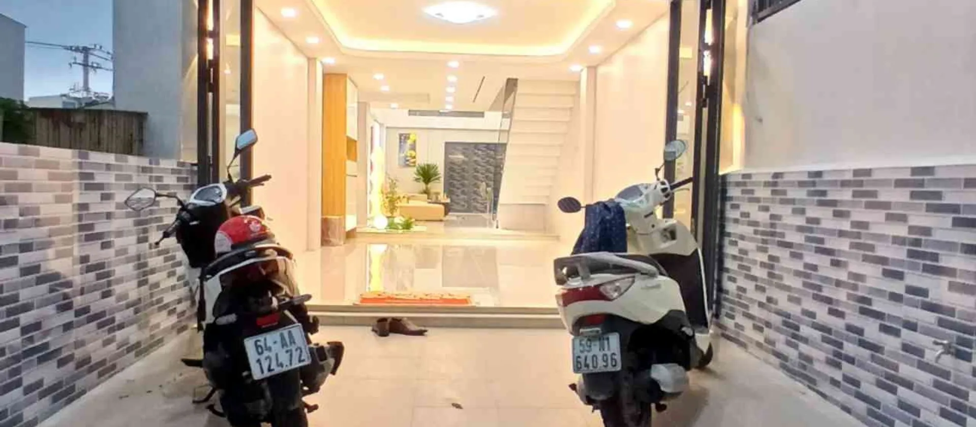 Nhà 5 tầng hiện đại, 4 phòng ngủ rộng rãi tại Bình Tân... Bán nhà riêng tại Bình Tân, Hồ Chí Minh 01