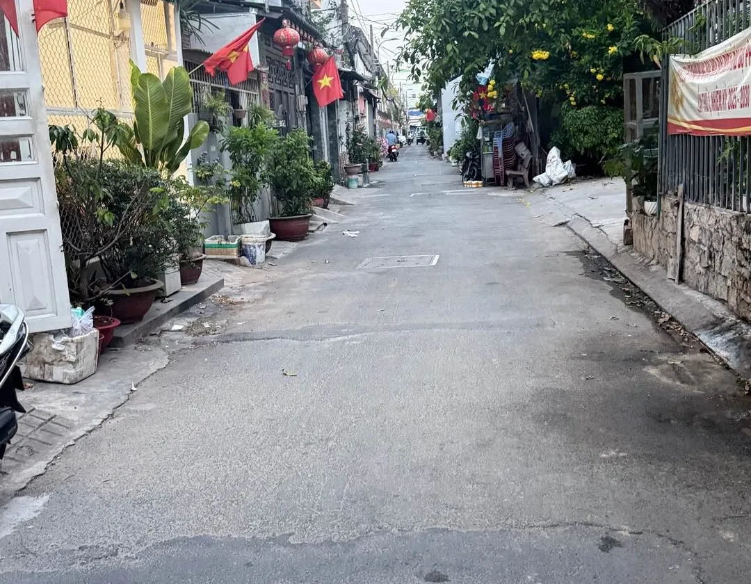 Nhà xinh 2PN trung tâm Bình Tân giá sốc giảm ngay 150 triệu... Bán nhà riêng tại Bình Trị Đông, Hồ Chí Minh 01