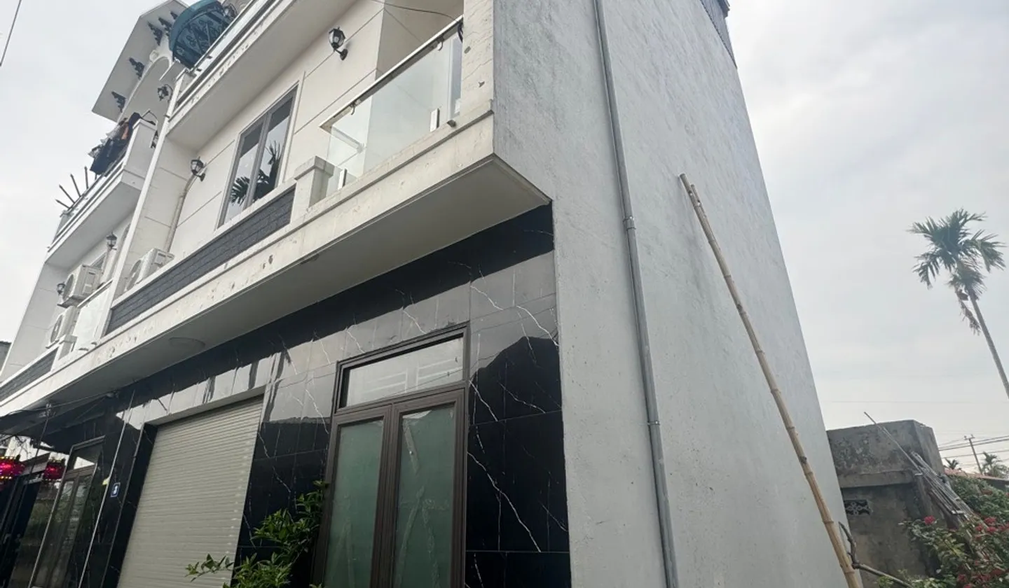 Nhà 3 tầng thiết kế hiện đại tại khu vực yên tĩnh, đường ô tô tránh gần trường học... Bán nhà riêng tại An Hải, Hải Phòng 01