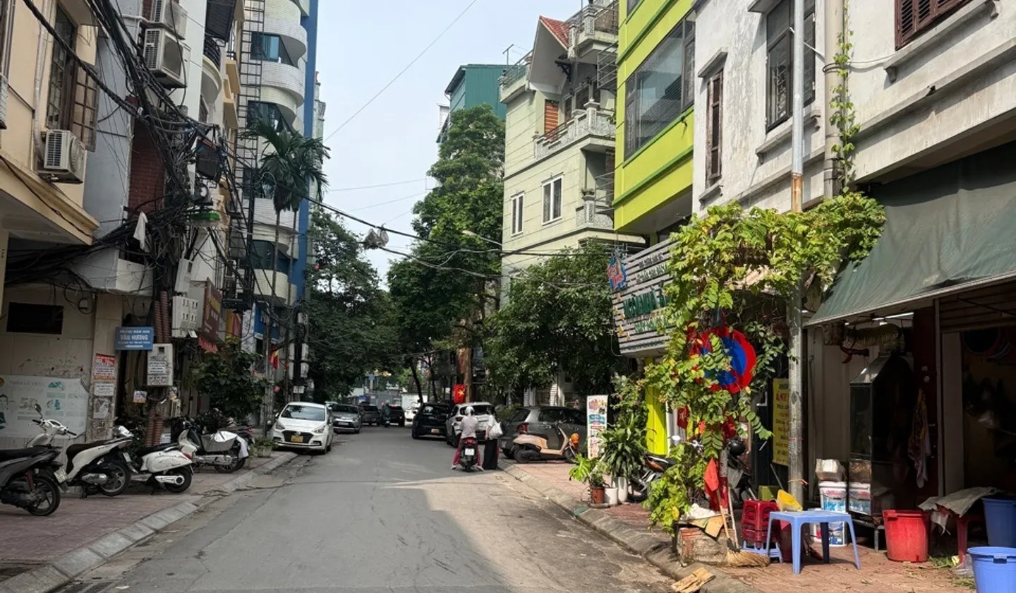 6.2 tỷ - Cơ hội hiếm có nhà hai mặt thoáng gần UBND Phường Hàng Bột, giá đầu tư siêu hấp dẫn... Bán nhà riêng tại Văn Miếu - Quốc Tử Giám, Hà Nội 01