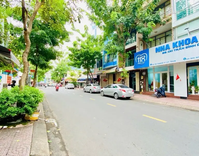 Nhà mặt phố Lý Nam Đế - Sống tiện nghi, kinh doanh đỉnh... Bán nhà mặt phố tại Minh Phụng, Hồ Chí Minh 01