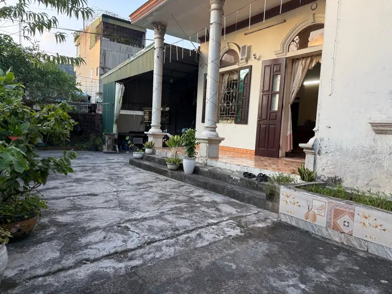 Bán nhà cấp 4 ô góc 2 mặt thoáng tại Phường Hồng Gai, Quảng Ninh... Bán nhà riêng tại Hồng Gai, Quảng Ninh 01