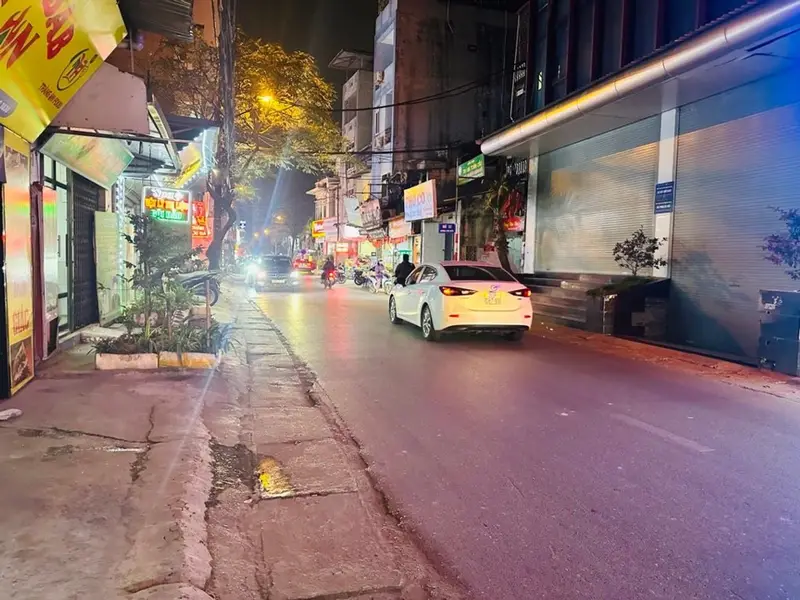 🔥🔥 PHÂN LÔ QUÂN ĐỘI – Ô TÔ ĐỖ CỬA – CHỈ 40M RA PHỐ – THANG MÁY – 5 TẦNG – SỔ ĐỎ A4! 🔥🔥... Bán nhà riêng tại Phú Diễn, Hà Nội 01