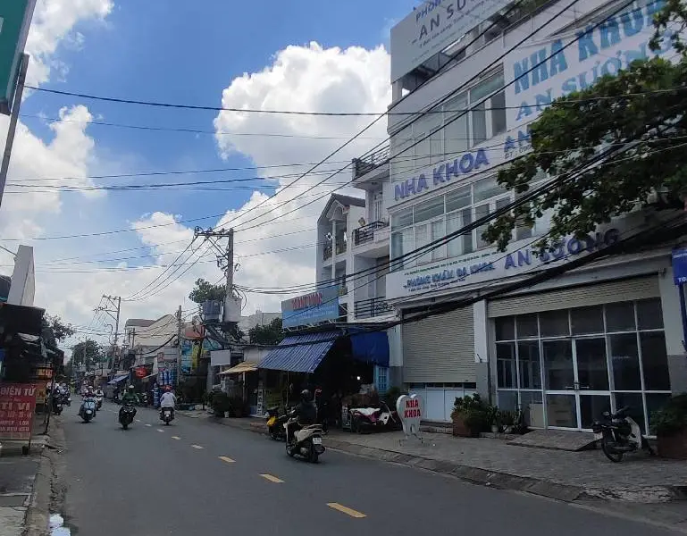 Bán nhà mặt tiền Tân Thới Nhất 02, mặt tiền rộng 10m phù hợp kinh doanh... Bán nhà mặt phố tại Đông Hưng Thuận, Hồ Chí Minh 01