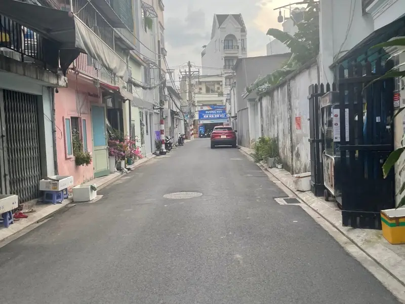 Nhà 3 tầng mặt tiền 3m gần ga T3 quận Tân Sơn... Bán nhà riêng tại Tân Sơn, Hồ Chí Minh 01