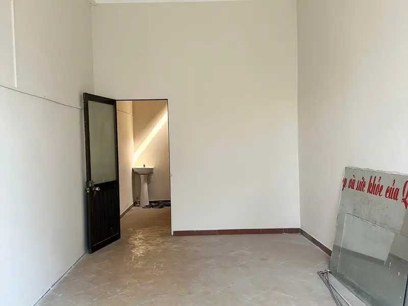 Bán nhà mặt phố 3 tầng diện tích 30m2 tại Phường Hoàng Hoa Thám, giá ưu đãi... Bán nhà mặt phố tại Gia Định, Hồ Chí Minh 01