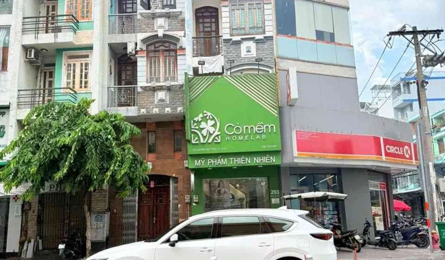 Nhà mặt phố kinh doanh Dương Bá Trạc - đắc địa quận 8, cơ hội đầu tư hiếm có, giá chỉ 12.9 tỷ.... Bán nhà mặt phố tại Chánh Hưng, Hồ Chí Minh 01