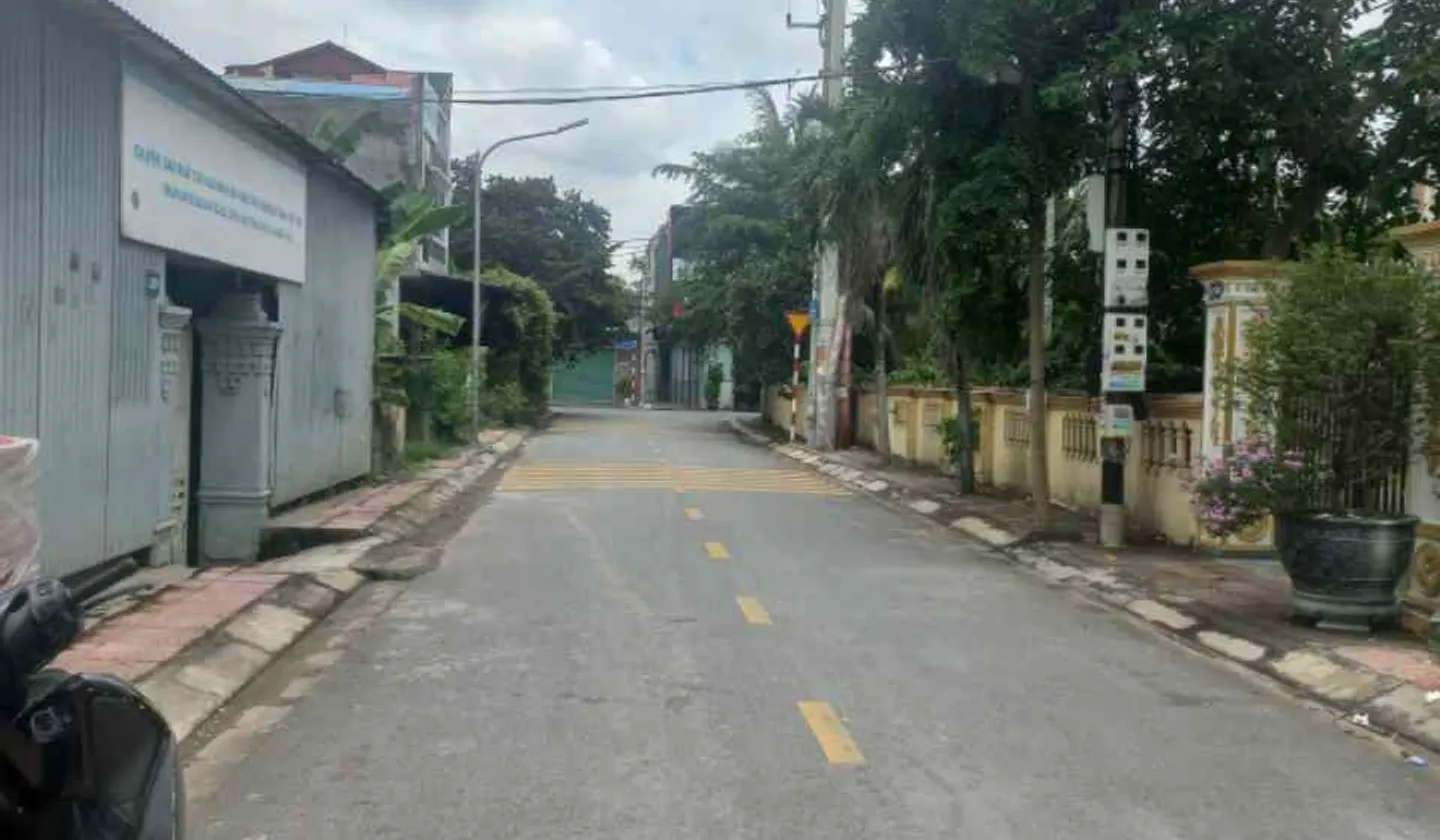 Nhà 3 Tầng Mới Xây Ngõ Ô Tô Đỗ Cửa, Vị Trí Vàng Hồng Thái An Dương... Bán nhà riêng tại An Dương, Hải Phòng 01