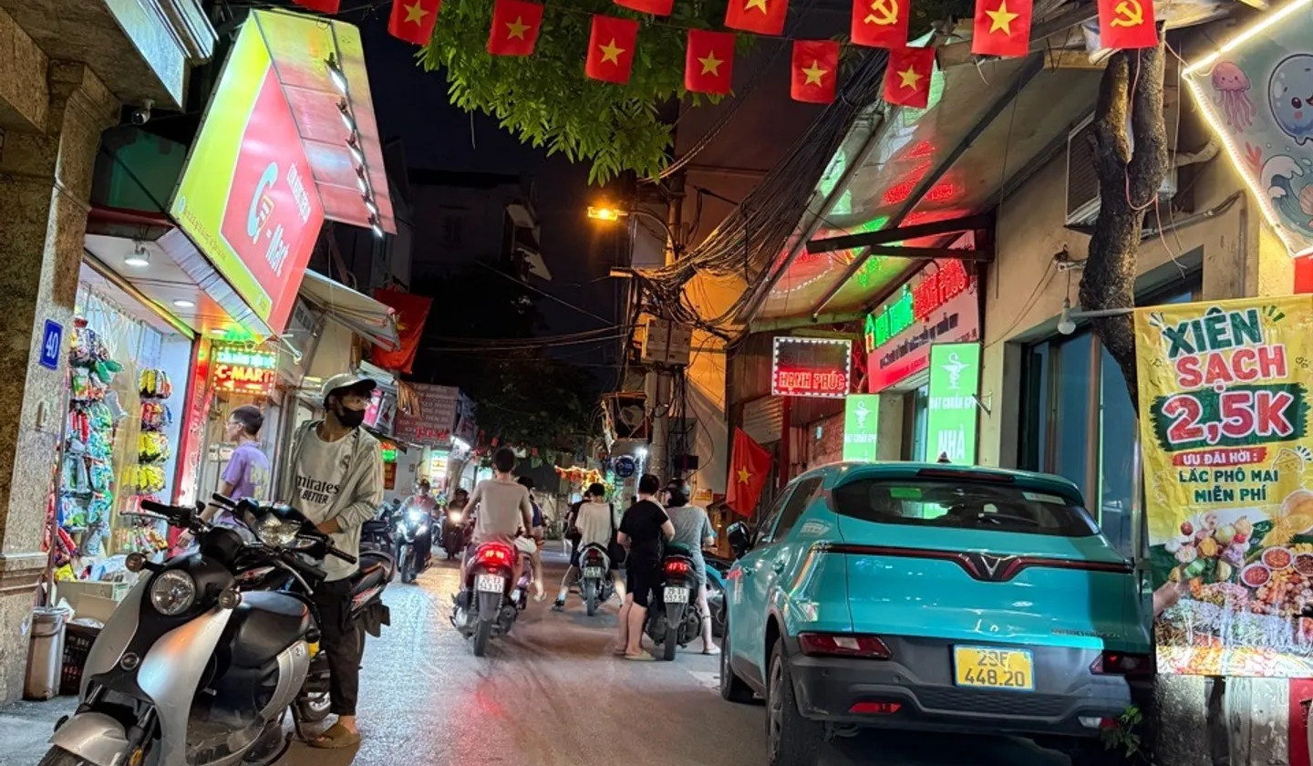 Nhà riêng Vũ Tông Phan 65m2, 4 tầng, mt 4.7m, giá tốt 12.9 tỷ, ô tô đỗ cửa, gần phố.... Bán nhà riêng tại Khương Đình, Hà Nội 01