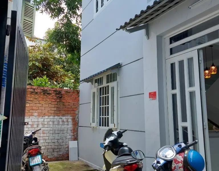 Bán nhà riêng 2 tầng phường 10 quận Tân Bình diện tích 45.4m² giá 5 tỷ... Bán nhà riêng tại Bảy Hiền, Hồ Chí Minh 01