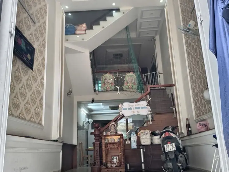 🔥 HẺM NHỰA 8M – KHU NHÀ LẦU VIP – GIÁ 5,168 TỶ!
🏡 Diện tích 4×15m, nhà 5 tầng kiên cố,... Bán nhà riêng tại Tân Thới Hiệp, Hồ Chí Minh 01