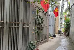 Bán nhà KIM GIANG 9.5 tỷ Ngõ Rộng Thoáng Nhà Đẹp Diện tích rộng Gần Bãi Ô Tô sổ đỏ chính chủ ở ngay... Bán nhà riêng tại Thanh Liệt, Hà Nội 01