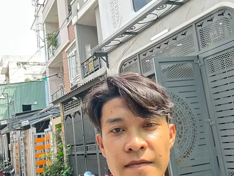 nhà mới đủ nội thất , sát đường chính hẻm to 6m
-vị trí : Gần chợ gò xoài - Giáp tân phú... Bán nhà riêng tại Bình Hưng Hòa, Hồ Chí Minh 01