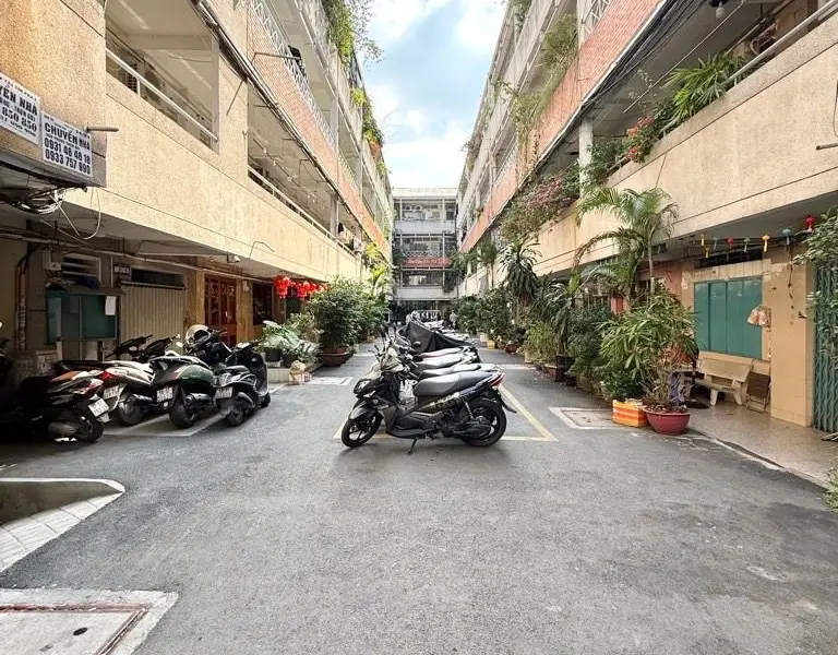 Bán căn hộ 2 phòng ngủ tại Bình Thạnh giá 3.4 tỷ... Bán căn hộ chung cư tại Bình Lợi Trung, Hồ Chí Minh 01