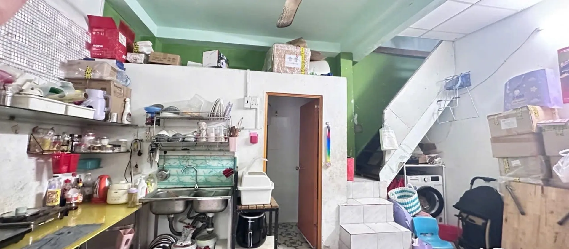 - Vị trí: gần ngã tư Nguyễn Trãi, Nguyễn Văn Cừ. Cung đường kinh doanh thời trang cao cấp, sầm uất…... Bán nhà riêng tại Chợ Quán, Hồ Chí Minh 01
