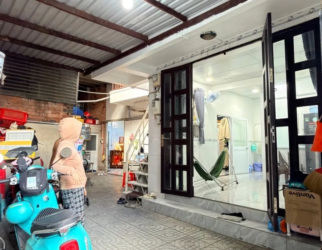 Nhà 2 tầng, ô tô tải tránh, 105m2 tại TA11, P. Thới An, quận 12. giá 4.5 tỷ... Bán nhà riêng tại Thới An, Hồ Chí Minh 01
