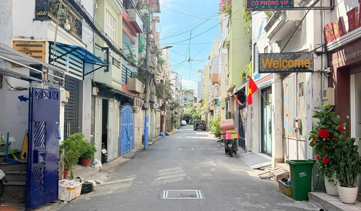 Nhà 5 tầng hẻm ôtô tránh nhau trung tâm Tân Bình, giá tốt khó bỏ lỡ... Bán nhà riêng tại Bảy Hiền, Hồ Chí Minh 01