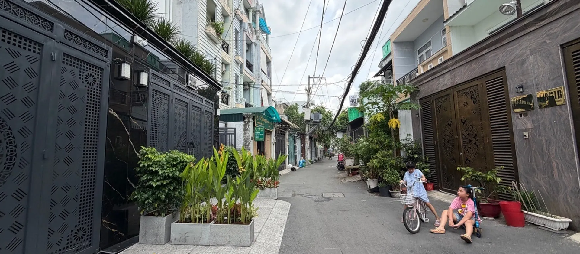 Nhà C4 tặng đất 76m2 đường rộng, xây mới thoải mái tại Gò Vấp... Bán nhà riêng tại An Hội Tây, Hồ Chí Minh 01