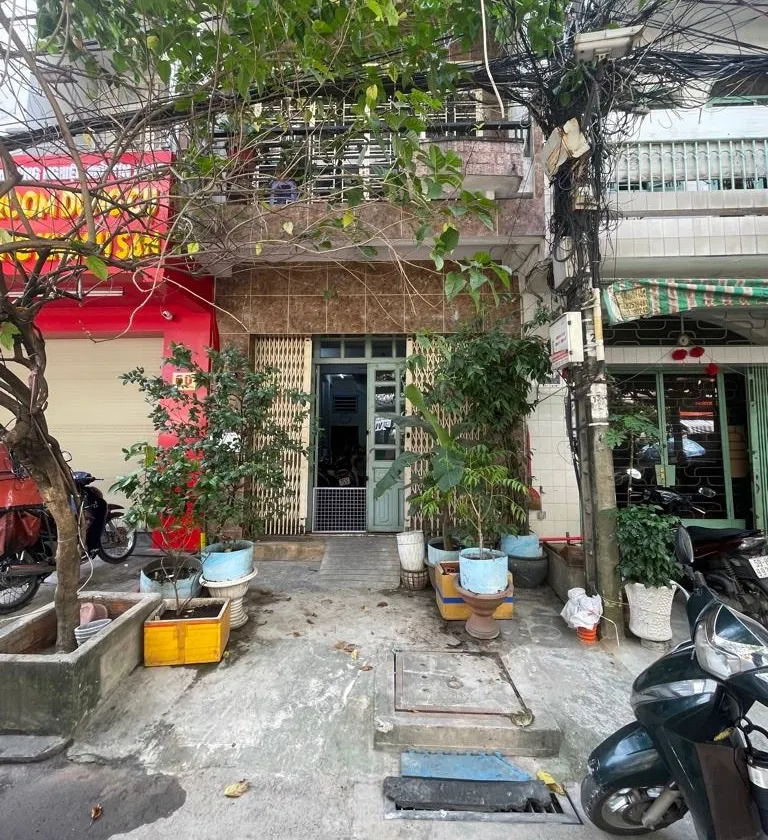 Nhà kinh doanh sầm uất, trung tâm Tân Bình... Bán owner_side tại Tân Bình, Hồ Chí Minh 01