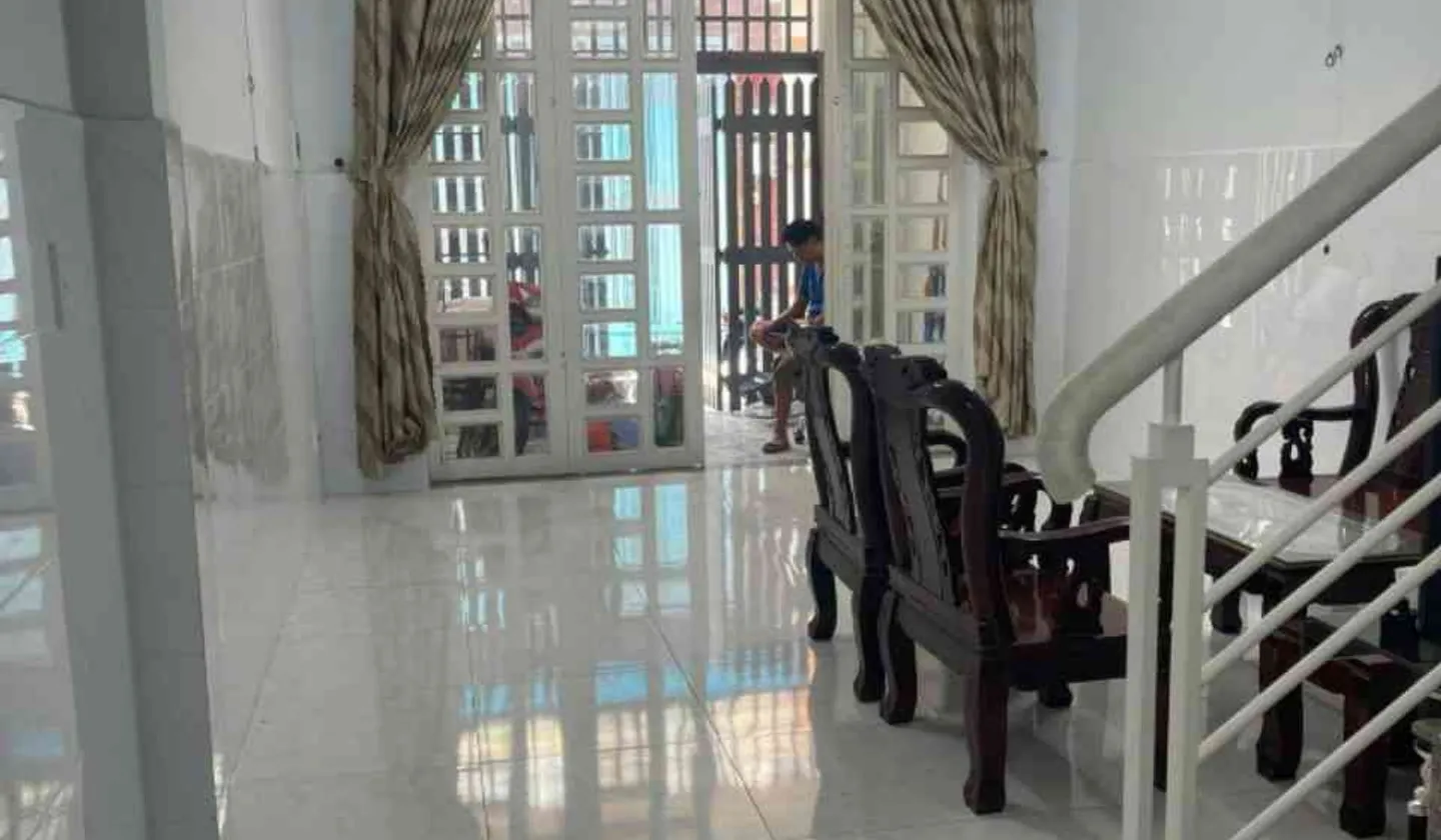 GẤP BÁN NHÀ MỚI ĐẸP BÌNH TÂN GIÁ RẺ... Bán nhà riêng tại Bình Tân, Hồ Chí Minh 01