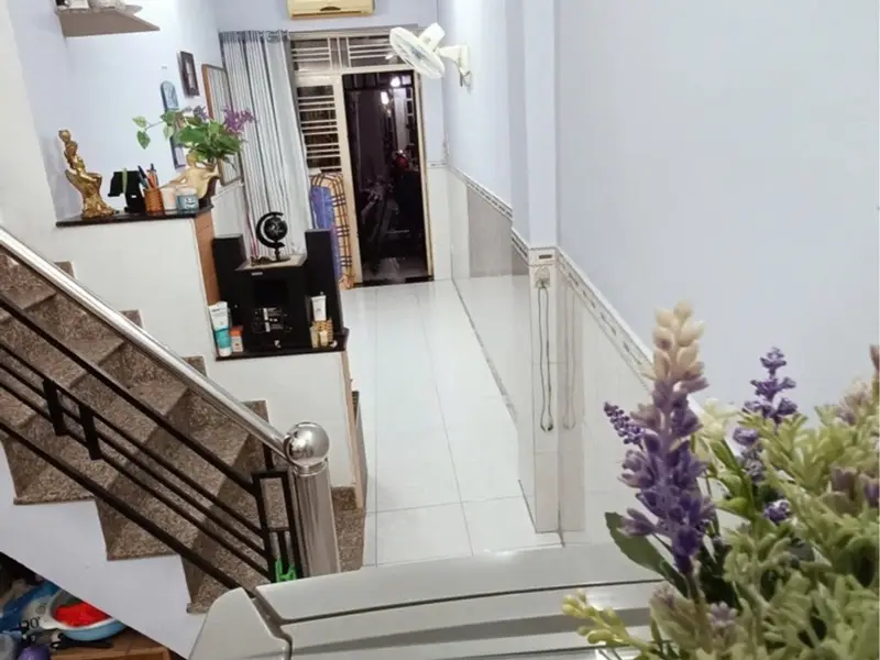 GẦN KHU ẨM THỰC 200 XÓM CHIẾU  - 25M² NỞ HẬU  - 2PN - 2.8 TỶ
📍 Đoàn Văn Bơ, P. Xóm Chiếu... Bán nhà riêng tại Xóm Chiếu, Hồ Chí Minh 01