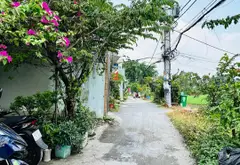 Bán nhà riêng 3 tầng tại Hà Huy Giáp, diện tích 189.8m², chỉ 11 tỷ VNĐ... Bán nhà riêng tại An Phú Đông, Hồ Chí Minh 01