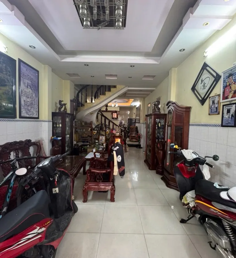 Bán nhà mặt tiền nội bộ khu Bình Phú, Phường 16, Quận 8, 72m2, 4 tầng. Giá 11 tỷ... Bán nhà mặt phố tại Bình Phú, Hồ Chí Minh 01