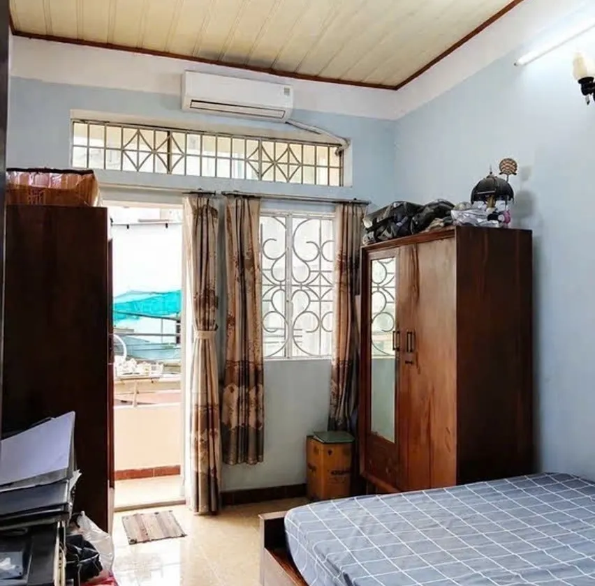 Cơ hội hiếm có sở hữu nhà 3 tầng tại Quận 8, giá tốt chỉ 5.38 tỷ... Bán nhà riêng tại Chánh Hưng, Hồ Chí Minh 01