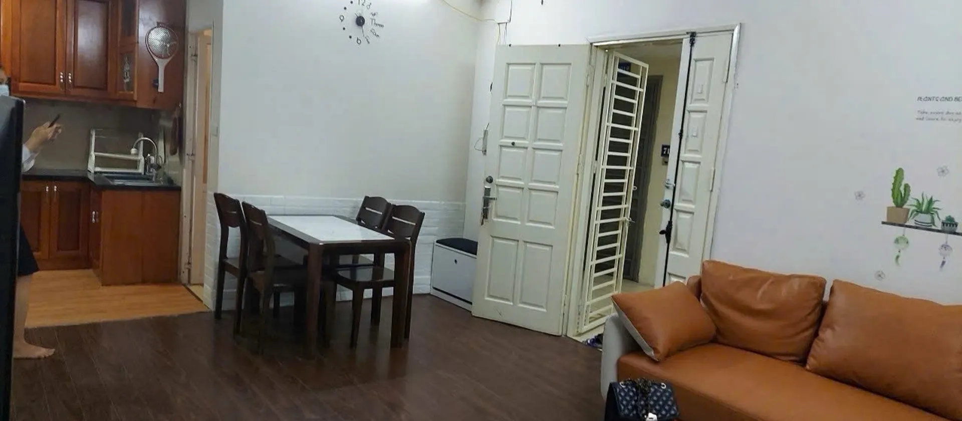 Bán nhà chung cư nhỉnh 6 tỷ - view thoáng phố Nguyễn Ngọc Vũ
Cực thiện chí... Bán căn hộ chung cư tại Yên Hòa, Hà Nội 01