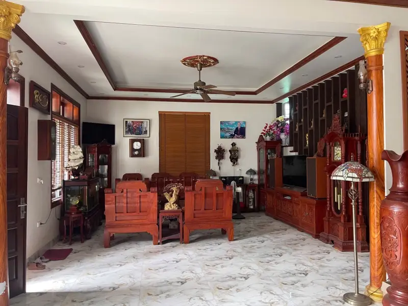 MUA ĐẤT TẶNG BIỆT THỰ 212M²,PHƯỜNG MĂO ĐIỀN THUẬN THÀNH !
Chủ ngợp ngân hàng, cần bán gấp tài sản h... Bán nhà riêng tại Mão Điền, Bắc Ninh 01