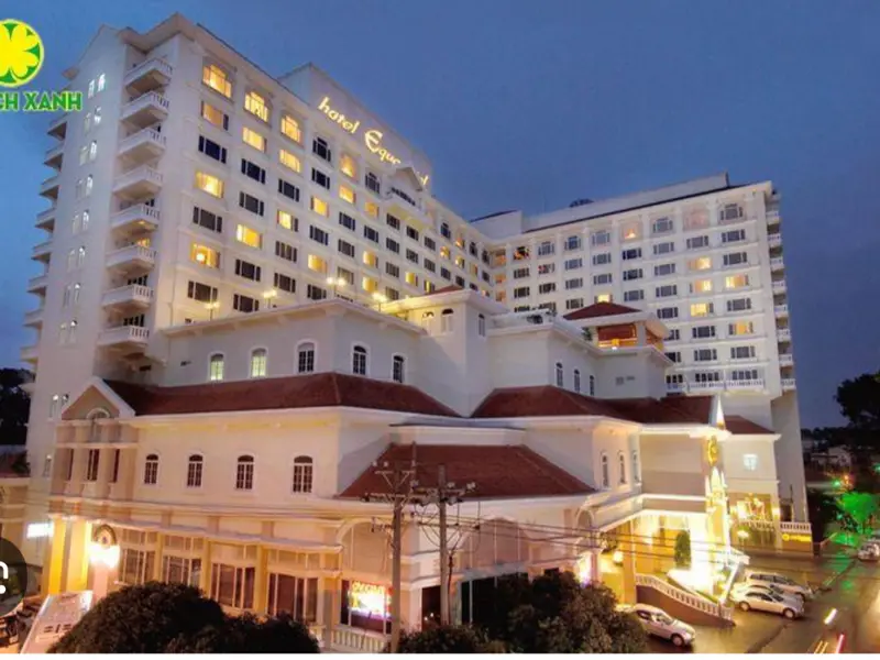 B.án Nh.à Mặt Tiền Q.5 gần KS Equatorial - CV Lý Thái Tổ - DT: 44m2 - 2 tầng mới - chỉnh 8.X tỉ - t... Bán nhà mặt phố tại Chợ Quán, Hồ Chí Minh 01
