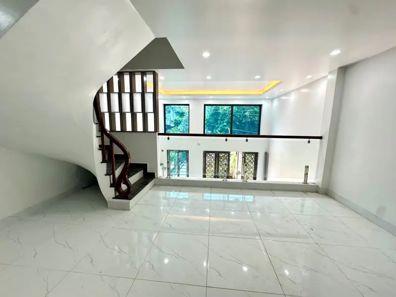 🔥 HIẾM! NHÀ MẶT TIỀN RỘNG – THOÁNG SÁNG – 3 THẾ HỆ Ở SIÊU HỢP LÝ!... Bán nhà riêng tại Ngọc Hồi, Hà Nội 01