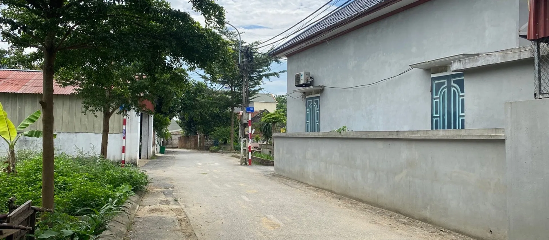 BDS căn nhà MẶT HỒ - trung tâm BỒ ĐỀ - 9.x TỶ ( có thương lượng)... Bán đất tại Thạch Thất, Hà Nội 01