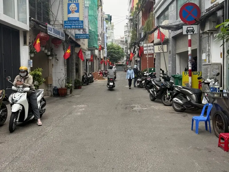 Nhà góc 2 mặt thoáng cho thuê kinh doanh Nguyễn Trãi... Bán nhà riêng tại Cầu Ông Lãnh, Hồ Chí Minh 01