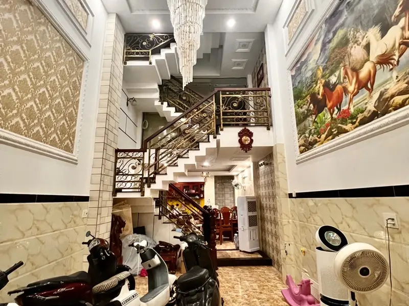 Bán nhà 5 tầng mới, đầy đủ nội thất tại Phường Tân Tạo, TP HCM... Bán nhà riêng tại Tân Tạo, Hồ Chí Minh 01