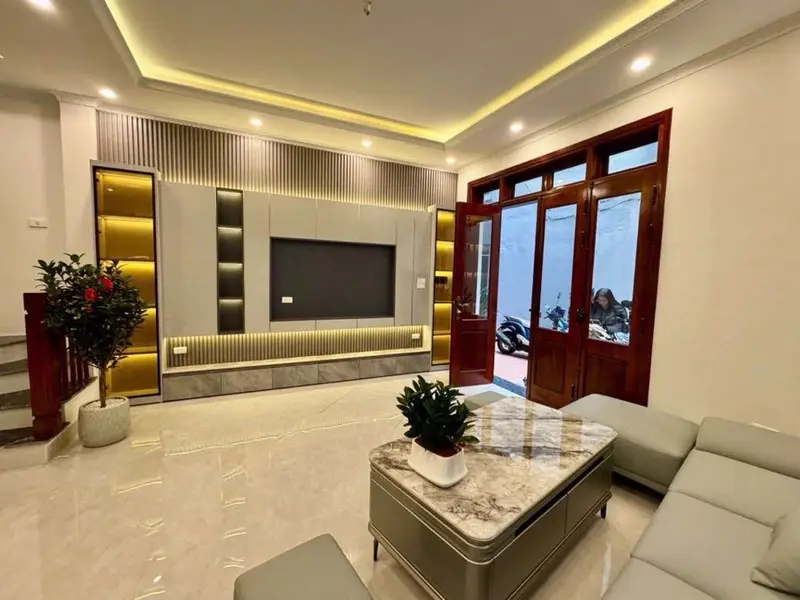 Nhà riêng 5 tầng có thang máy, mặt tiền 5m tại khu vực Ô Cách, Việt Hưng. Bán gấp!... Bán nhà riêng tại Việt Hưng, Hà Nội 01