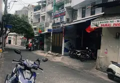 Nhà rộng rãi ngay trung tâm Quận 11, tiềm năng phát triển lớn... Bán nhà riêng tại Phú Thọ, Hồ Chí Minh 09