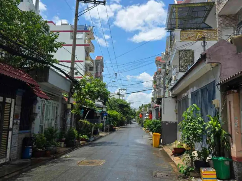 Cơ hội sở hữu nhà 3 tầng đẹp, vị trí hẻm thông tại Bình Trị Đông, Bình Tân... Bán nhà riêng tại Bình Trị Đông, Hồ Chí Minh 01
