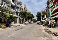Bán nhà mặt phố 4 tầng 76m² tại KDC Bình Phú, Quận 6, giá 13.6 tỷ... Bán nhà mặt phố tại Bình Phú, Hồ Chí Minh 02