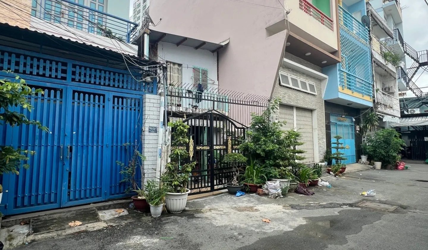 BÁN ĐẤT TẶNG NHÀ NGANG KHỦNG 8.3M KDC HIMLAM KIỀU ĐÀM. SÁT NGUYỄN THỊ THẬP Q7. CHỈ 27 TỶ... Bán nhà riêng tại Tân Hưng, Hồ Chí Minh 01