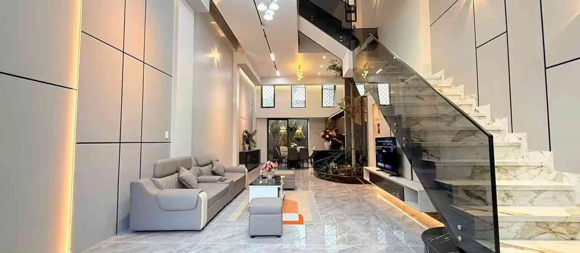 Bán nhà MTKD TTHC Dĩ An, 91m2 4 tầng 4 phòng ngủ nhỉnh 8 tỷ còn tl... Bán nhà mặt phố tại Dĩ An, Hồ Chí Minh 01