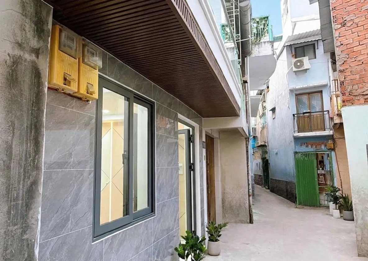 2 TẦNG - 2.1 TỶ - NHÀ MỚI 100% - ĐOÀN VĂN BƠ THÔNG NTT... Bán nhà riêng tại Xóm Chiếu, Hồ Chí Minh 01
