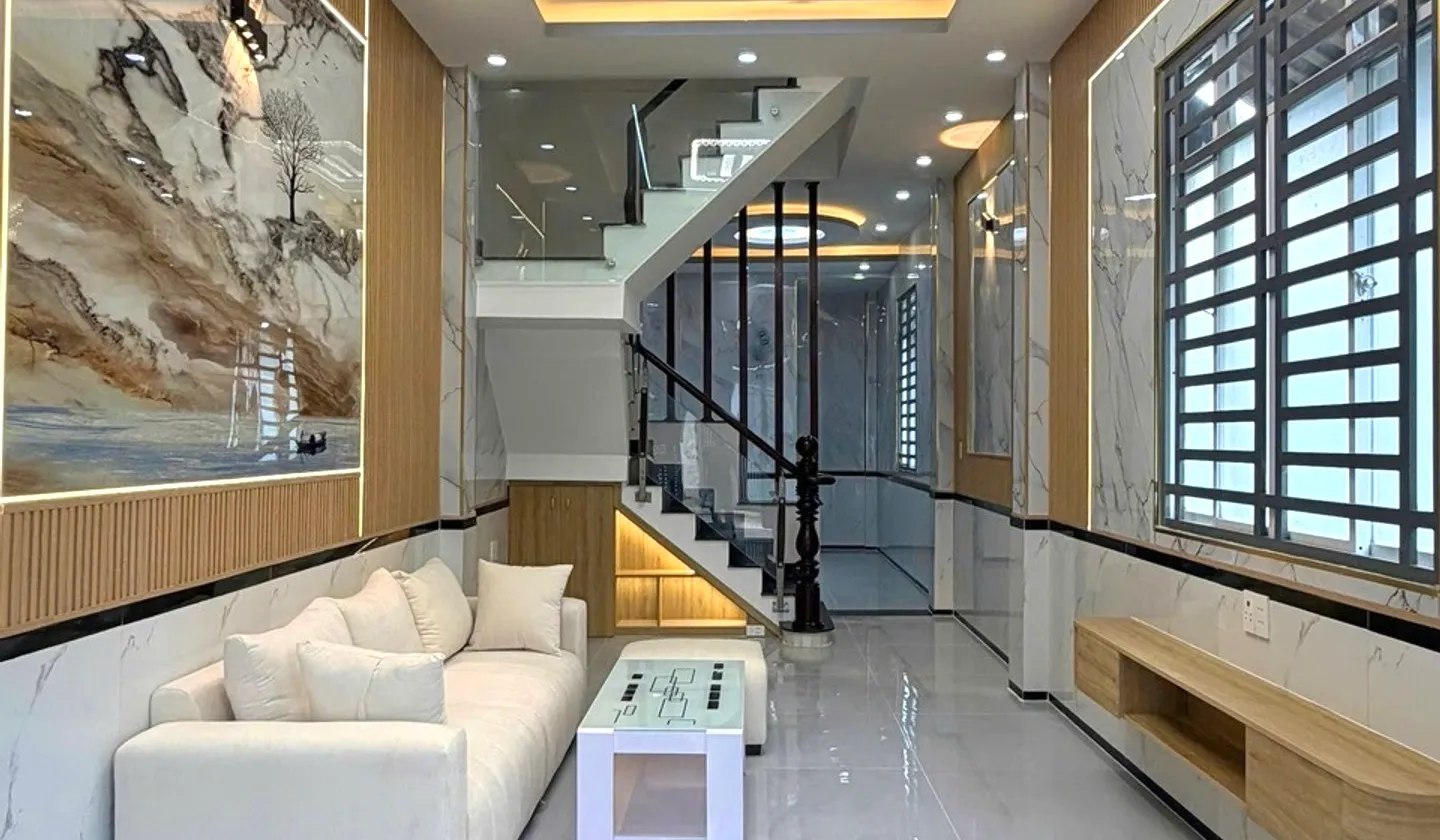Bán nhà Quận 12, lô góc hẻm xe hơi, 3 tầng kiên cố, DTSD 45m², gần Hiệp Thành City, nhỉnh 4 tỷ... Bán nhà riêng tại Trung Mỹ Tây, Hồ Chí Minh 01