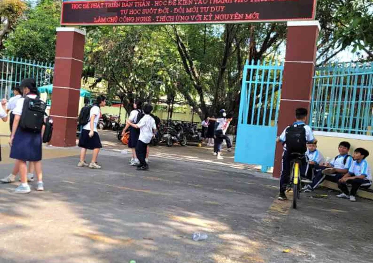 Bán nhà riêng 4 tầng mặt tiền 4m tại phường Bình Trị Đông, Hồ Chí Minh... Bán nhà riêng tại Bình Trị Đông, Hồ Chí Minh 01