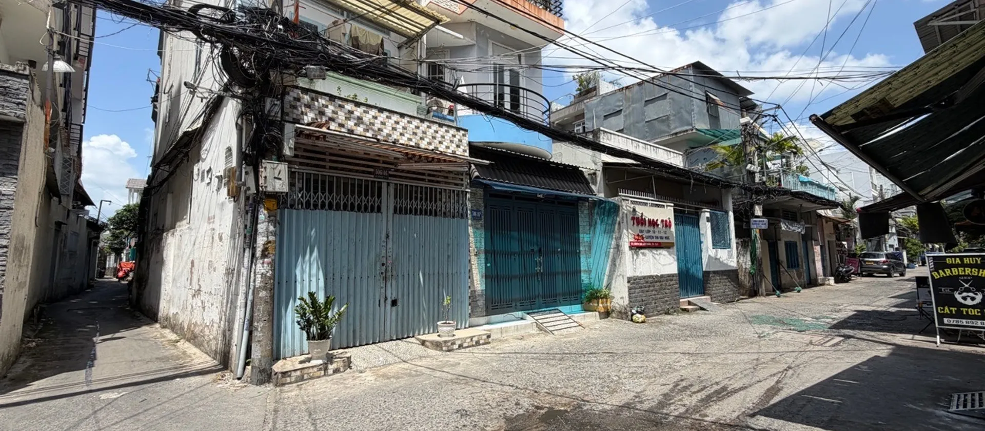Nhà Lô Góc 5 Tầng Hẻm Xe Tải Lạc Long Quân, 7 Phòng Ngủ Rộng... Bán nhà riêng tại Hòa Bình, Hồ Chí Minh 01